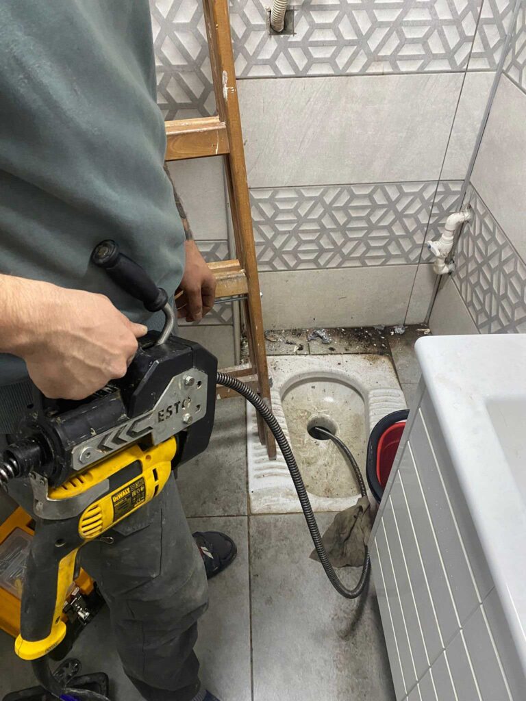 Tuvalet Tıkanıklığı Açma